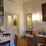 Charles Apartamento *