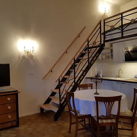 Apartamento Charles Praga